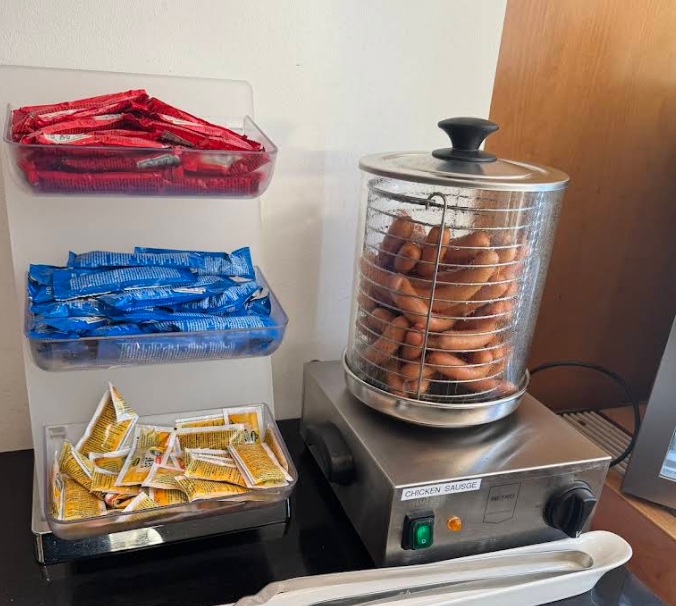 LuxxLoungeのチキンソーセージウォーマー