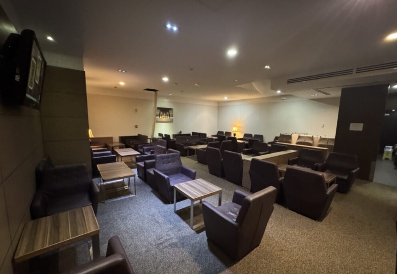 Sagan Bisita Loungeの内観