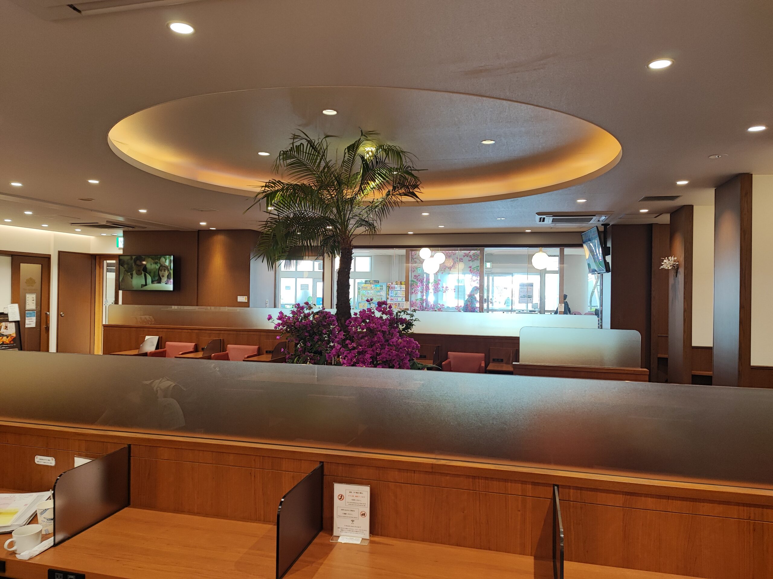 ブーゲンラウンジひなた座席