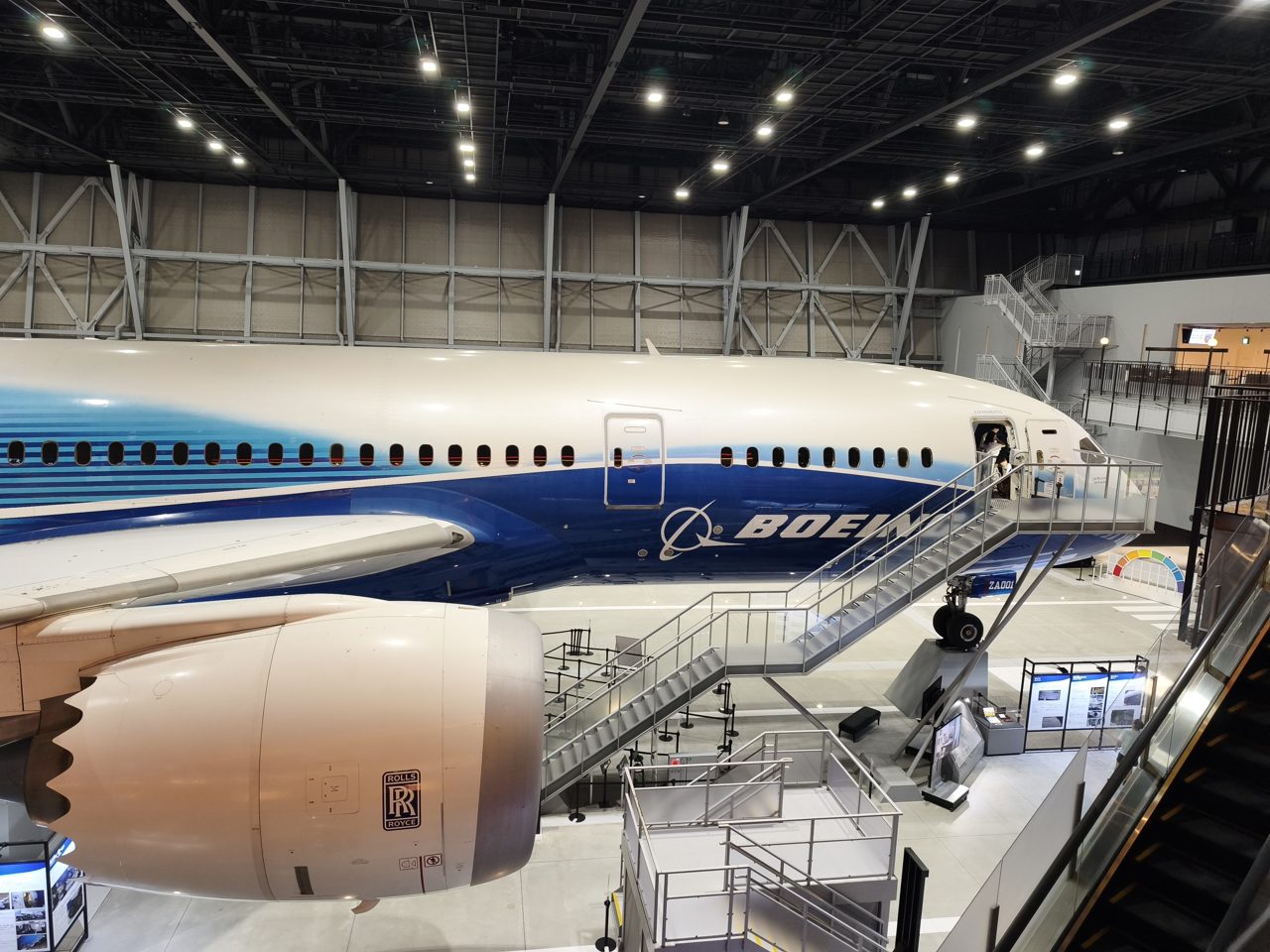 フライト・オブ・ドリームズに展示されたボーイング787初号機
